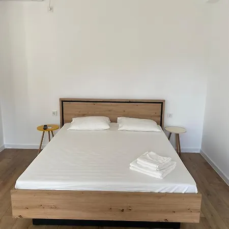 La Bilal 2 Gasthuis Tuzla